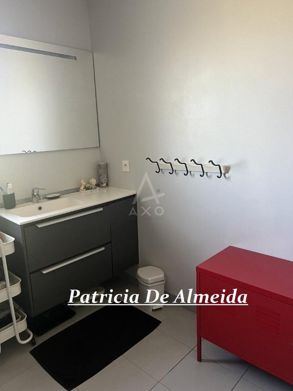 Maison jumelée - 92 m² - 4 pièces