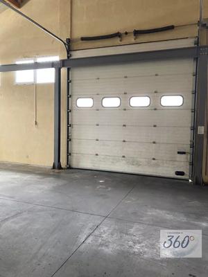 Local d'activités - 423 m²