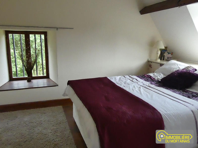 Maison - 234 m² - 6 pièces