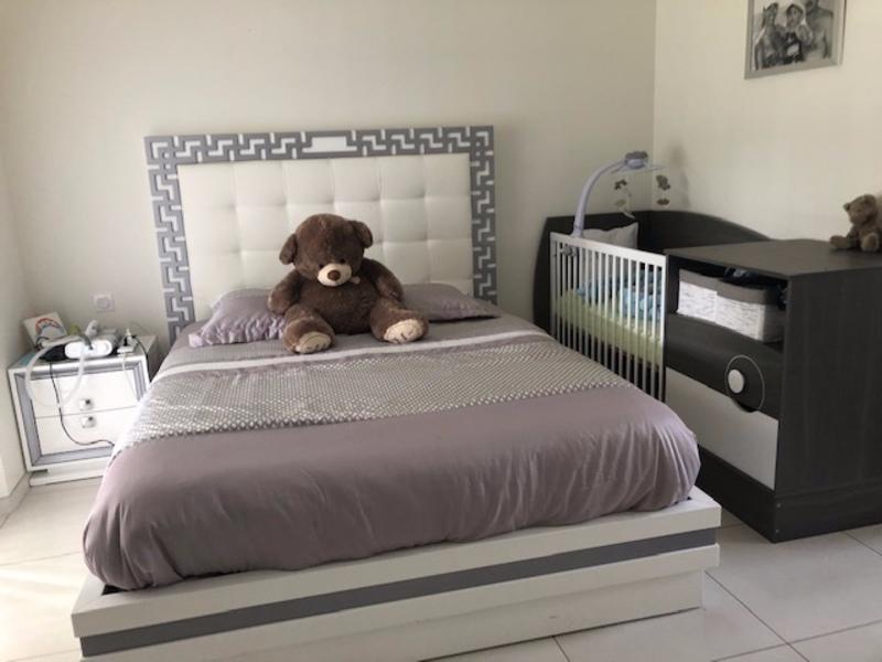 Maison - 300 m² - 12 pièces