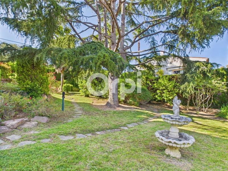 Maison - 192 m² - 5 pièces