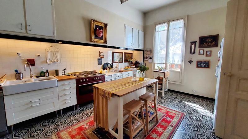 Maison traditionnelle - 205 m² - 7 pièces