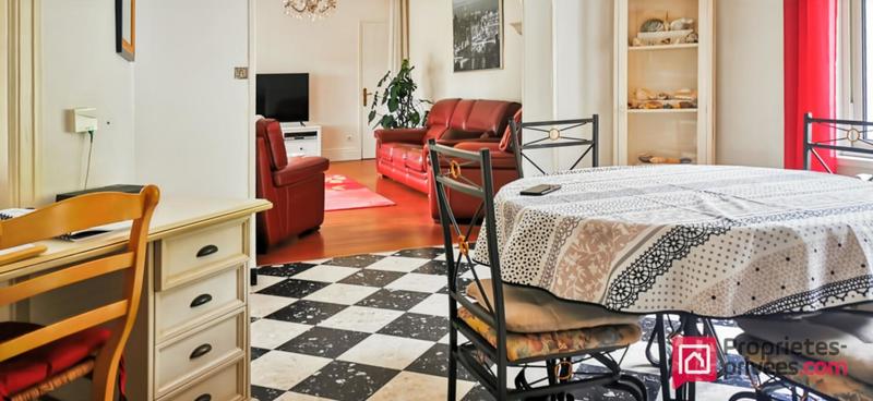 Maison - 166 m² - 6 pièces