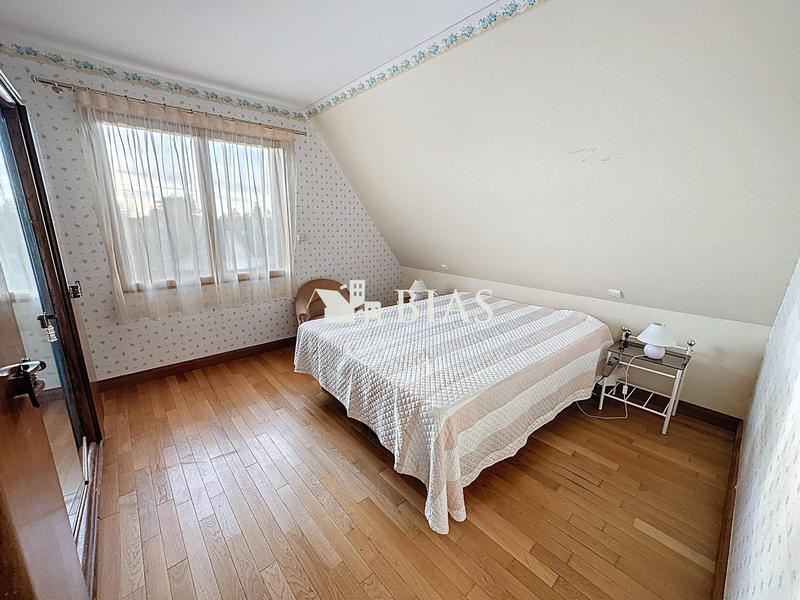 Appartement - 87 m² - 4 pièces