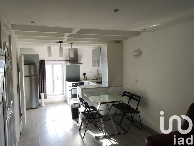 Maison - 215 m² - 7 pièces