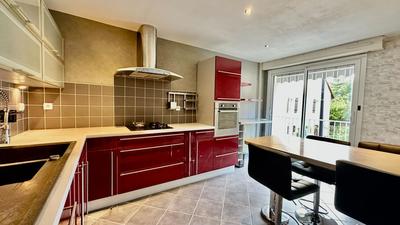 Appartement - 86 m² - 4 pièces