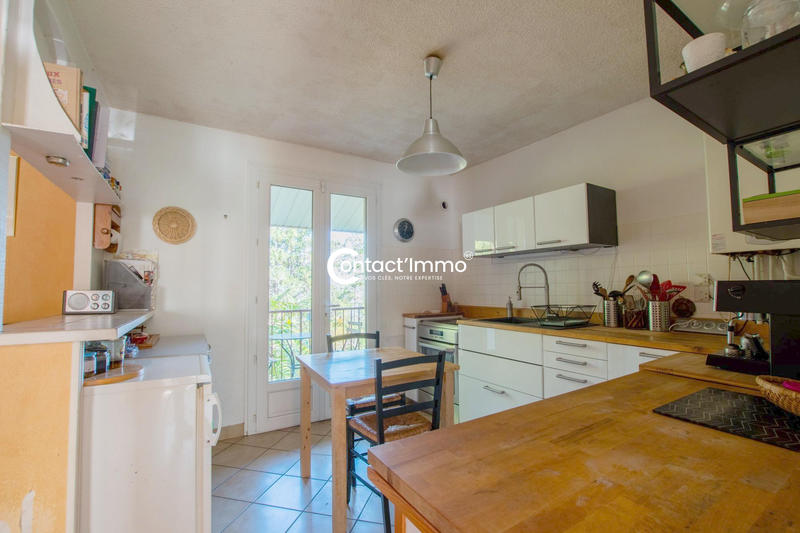 Maison - 99 m² - 4 pièces