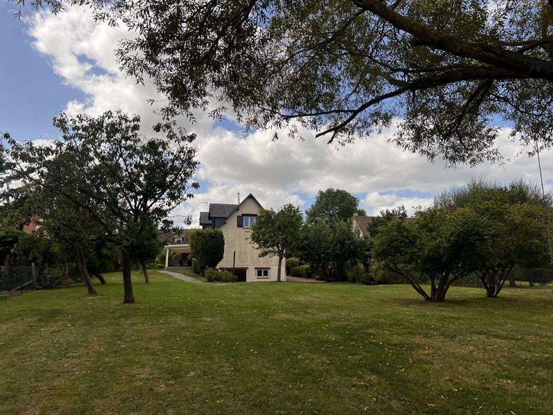 Maison traditionnelle - 144 m² - 7 pièces