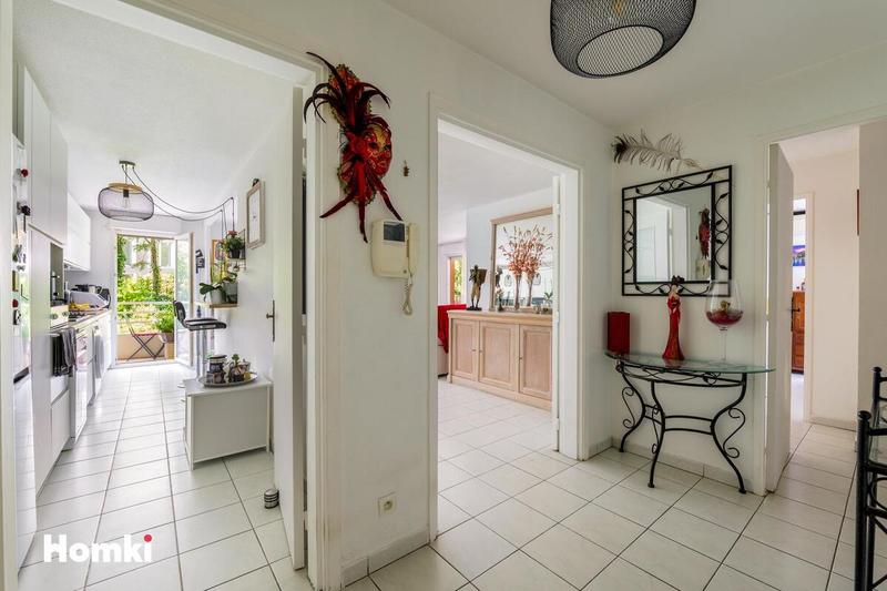 Appartement - 80 m² - 4 pièces