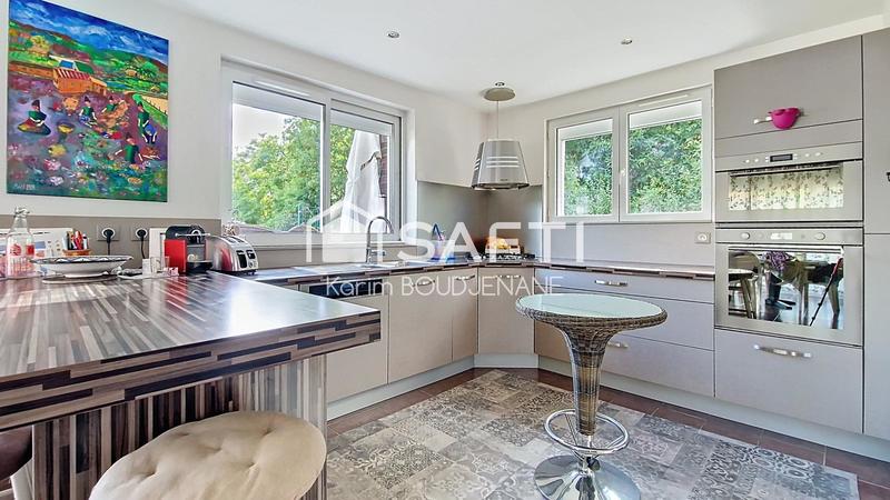 Maison - 130 m² - 5 pièces