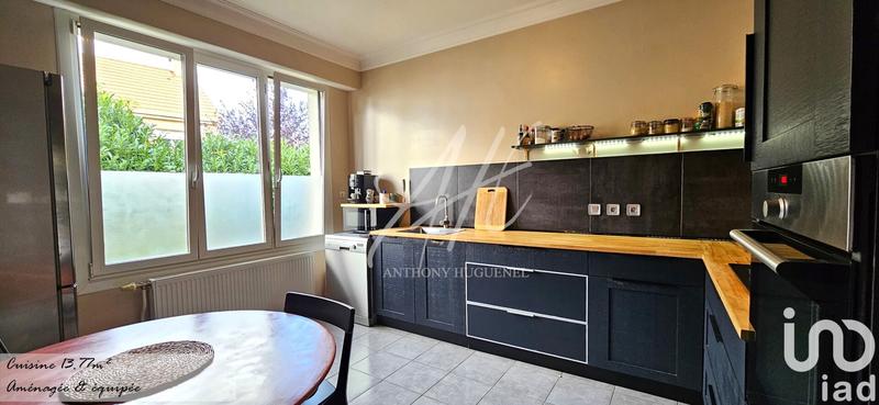 Maison - 180 m² - 6 pièces