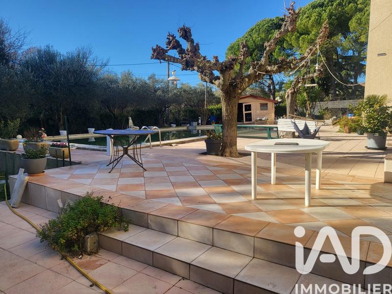 Appartement - 99 m² - 4 pièces