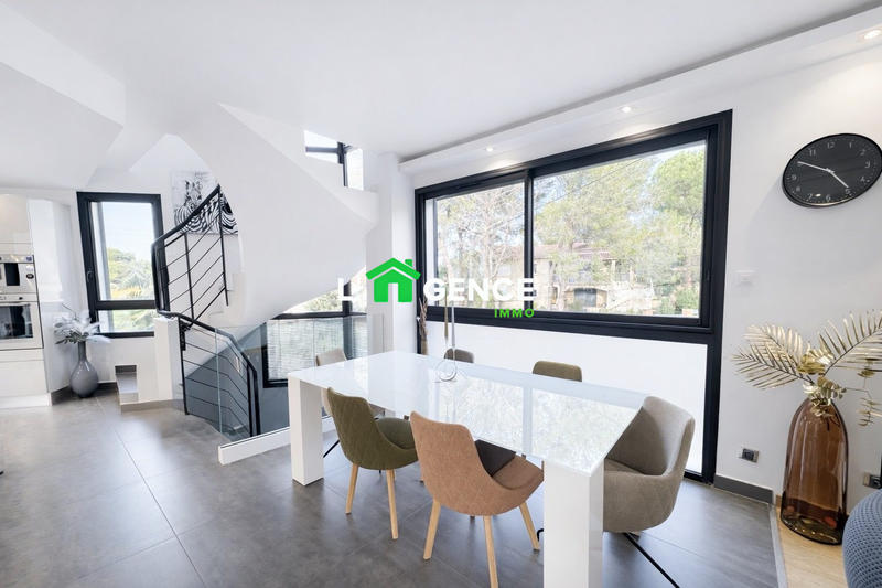 Villa - 160 m² - 6 pièces