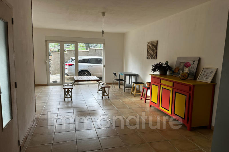 Villa - 251 m² - 7 pièces