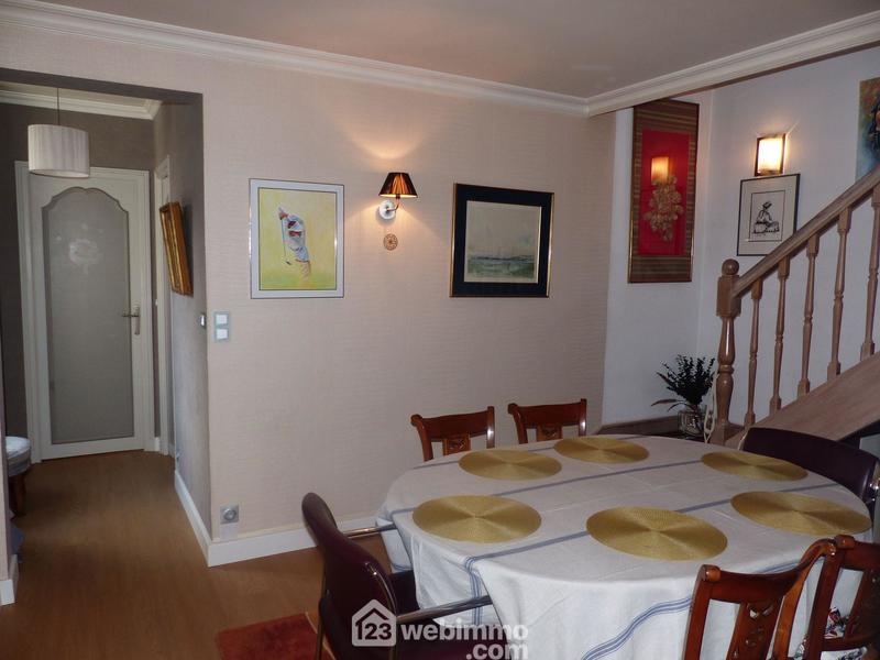 Maison - 147 m² - 6 pièces