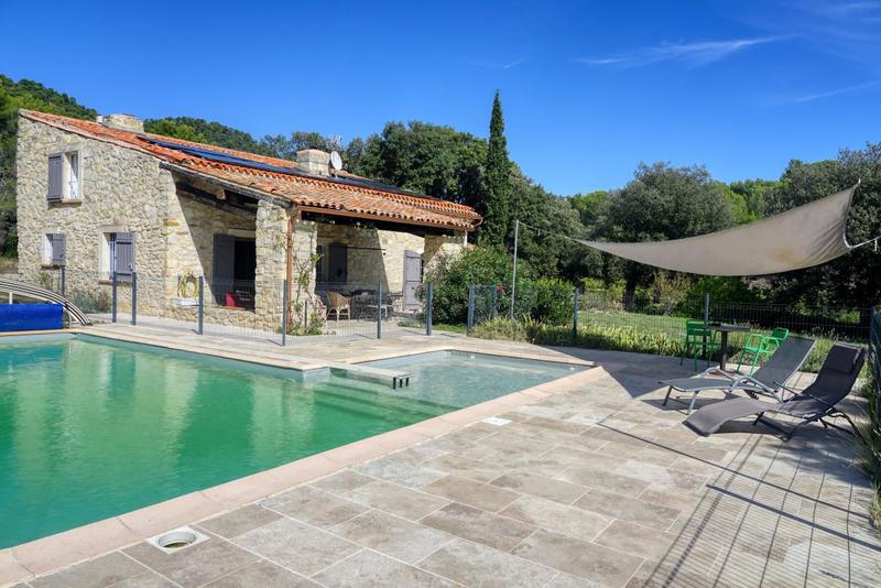 Mas - 220 m² - 5 pièces