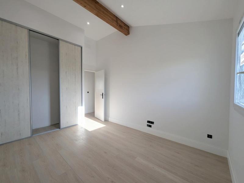 Maison - 121 m² - 5 pièces