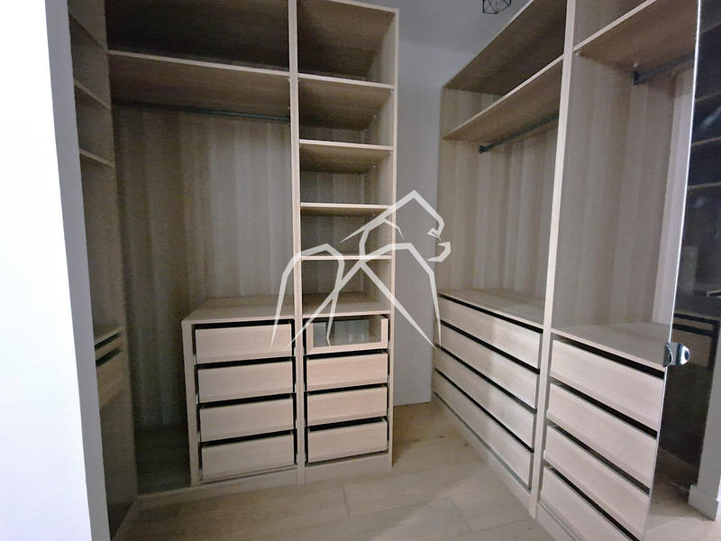 Appartement - 131 m² - 5 pièces