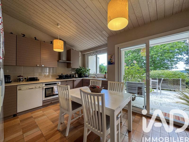 Maison - 120 m² - 7 pièces