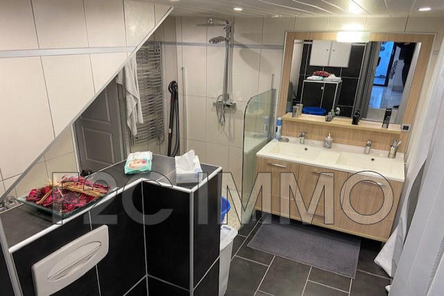 Maison - 95 m² - 4 pièces