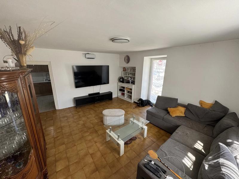 Maison de village - 380 m² - 12 pièces