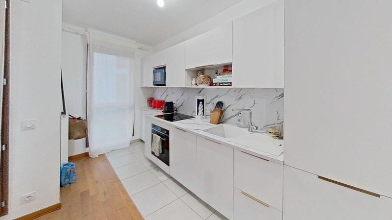 Appartement - 77 m² - 4 pièces