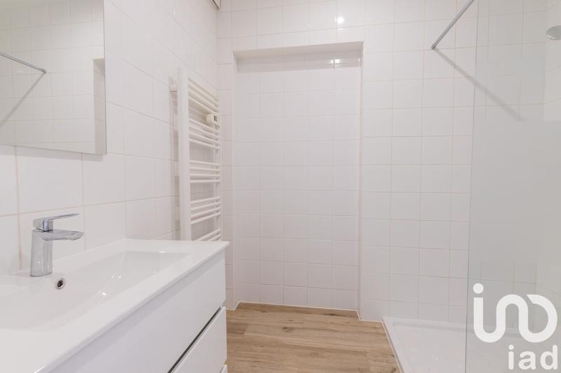 Maison - 216 m² - 7 pièces