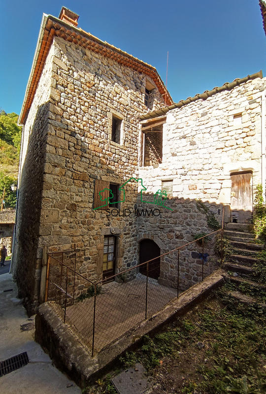 Maison de village - 95 m² - 5 pièces