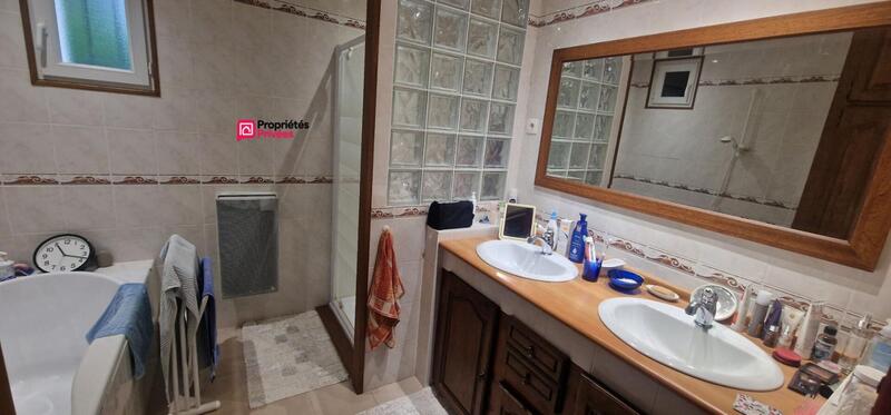 Maison - 155 m² - 6 pièces