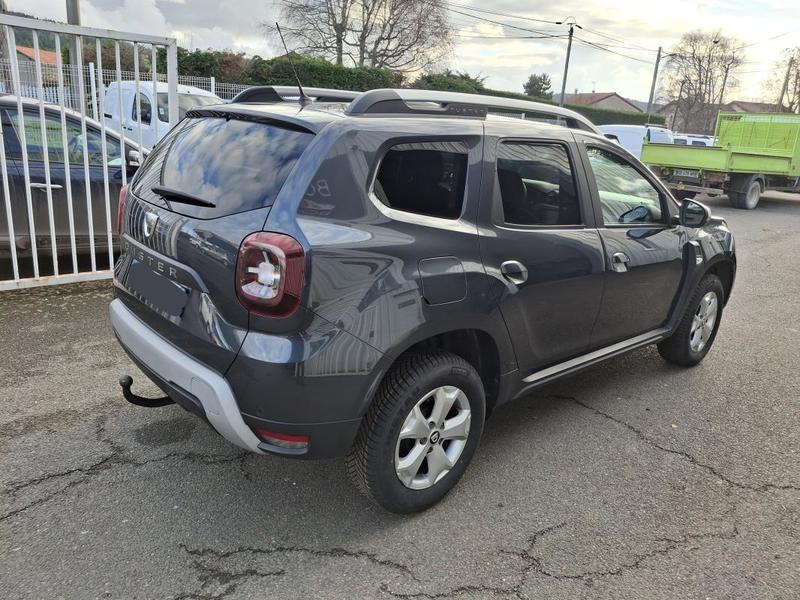 Dacia Duster 4x2 1,5BlueDCI115cv Prestige+Attelage