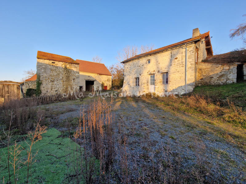 Maison - 367 m² - 13 pièces