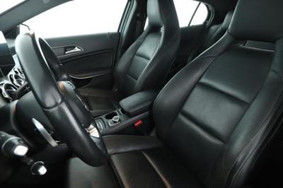 Mercedes Gla 200 d Fascination 7g-Dct 136 ch