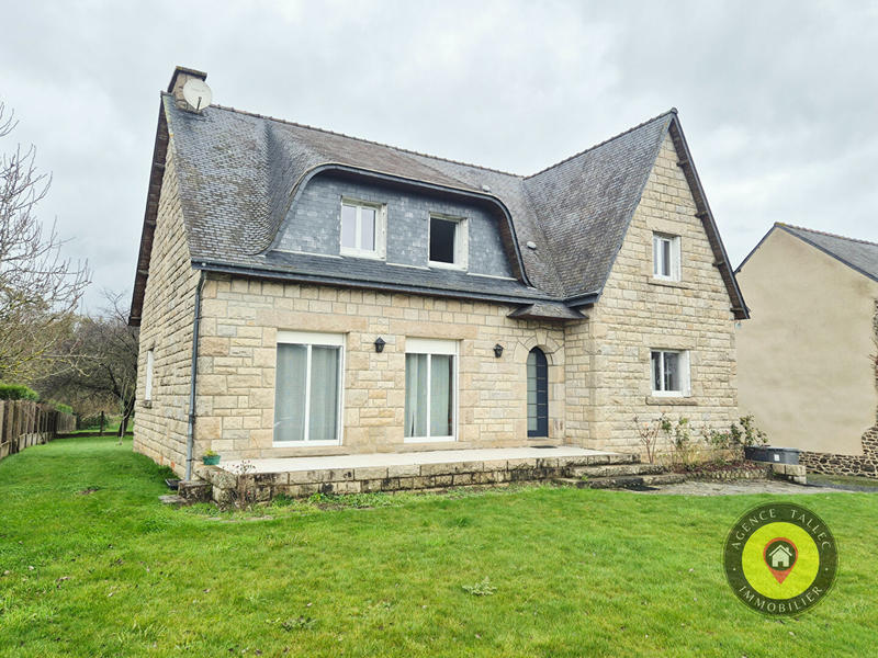 Maison - 159 m² - 7 pièces