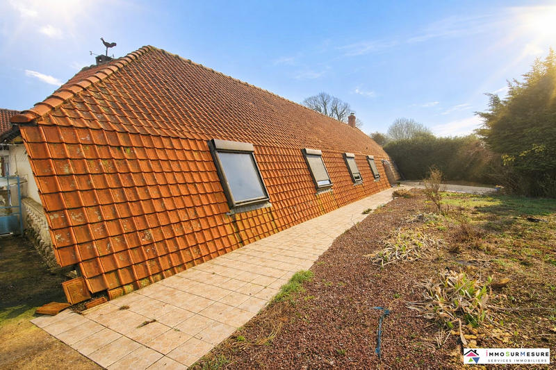 Maison - 220 m² - 6 pièces