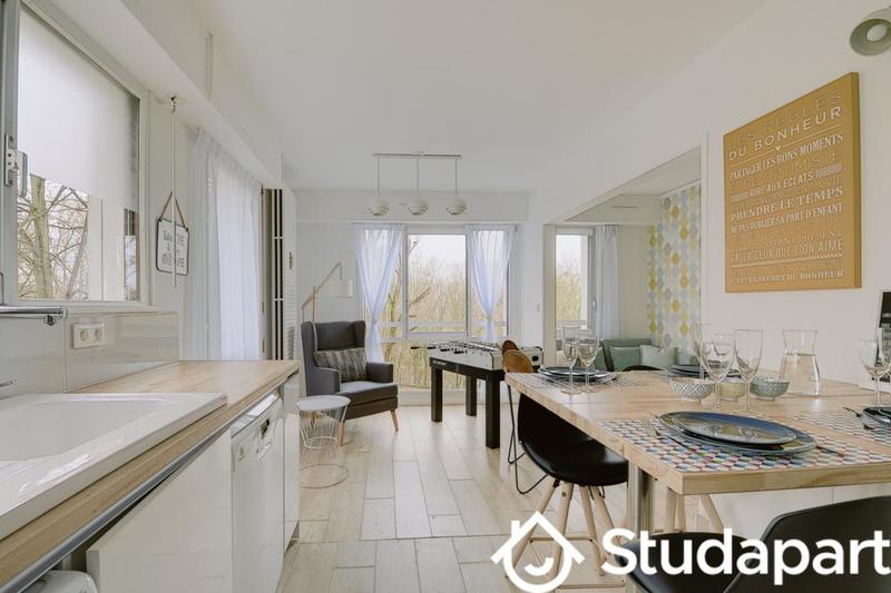 Chambre - 13 m² - 1 pièce