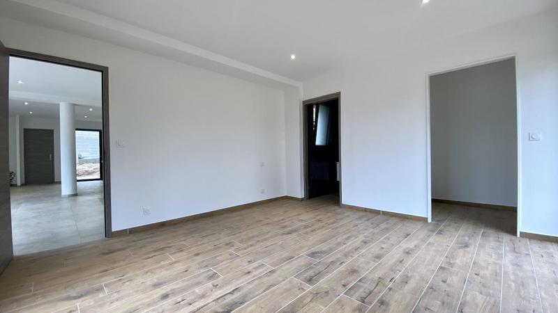 Maison - 136 m² - 5 pièces