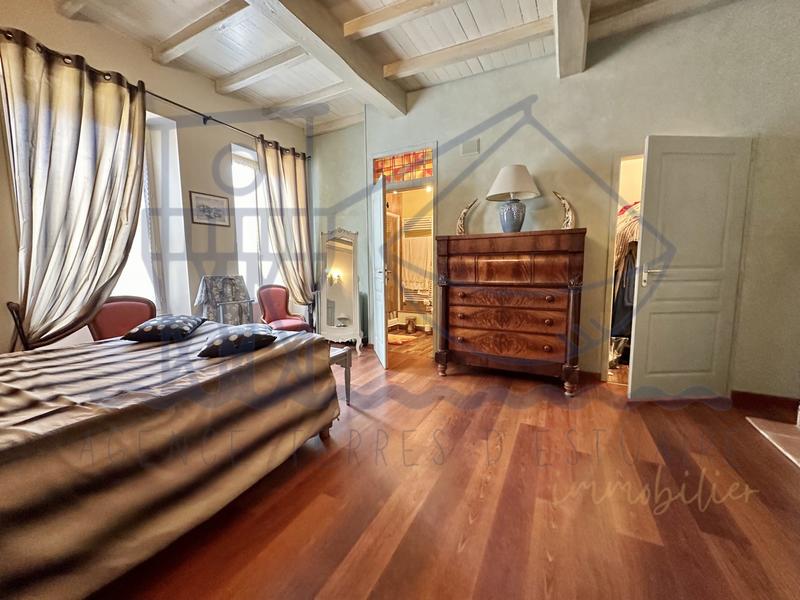 Maison ancienne - 155 m² - 6 pièces