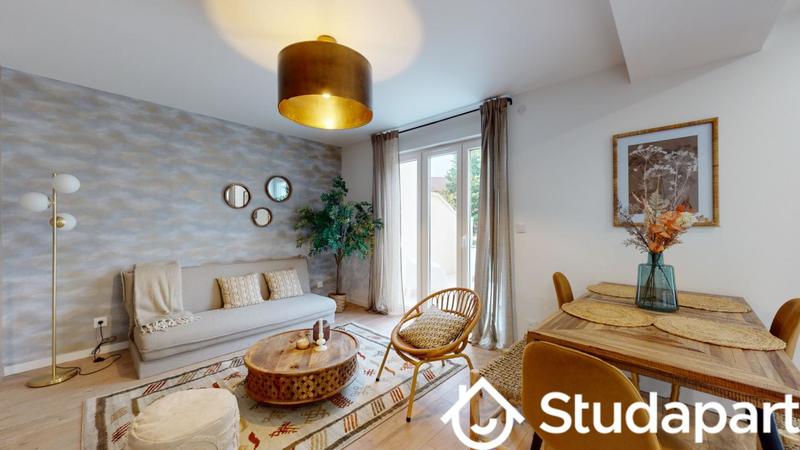 Chambre - 10 m² - 1 pièce