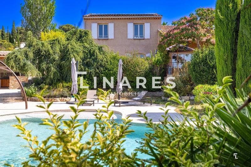 Villa - 167 m² - 4 pièces