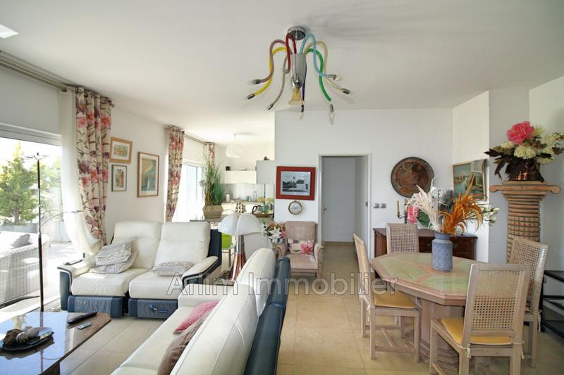 Appartement - 95 m² - 3 pièces