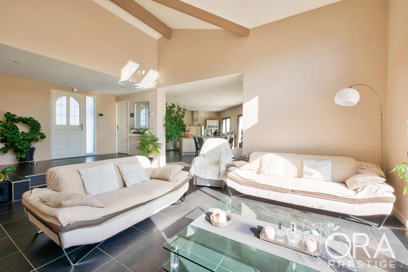 Villa - 141 m² - 7 pièces