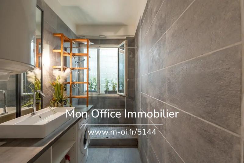 Appartement - 100 m² - 4 pièces