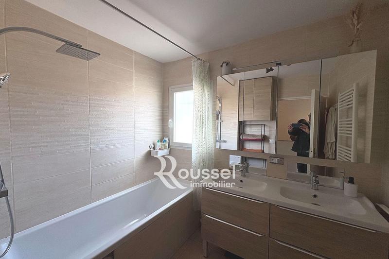 Maison - 87 m² - 5 pièces