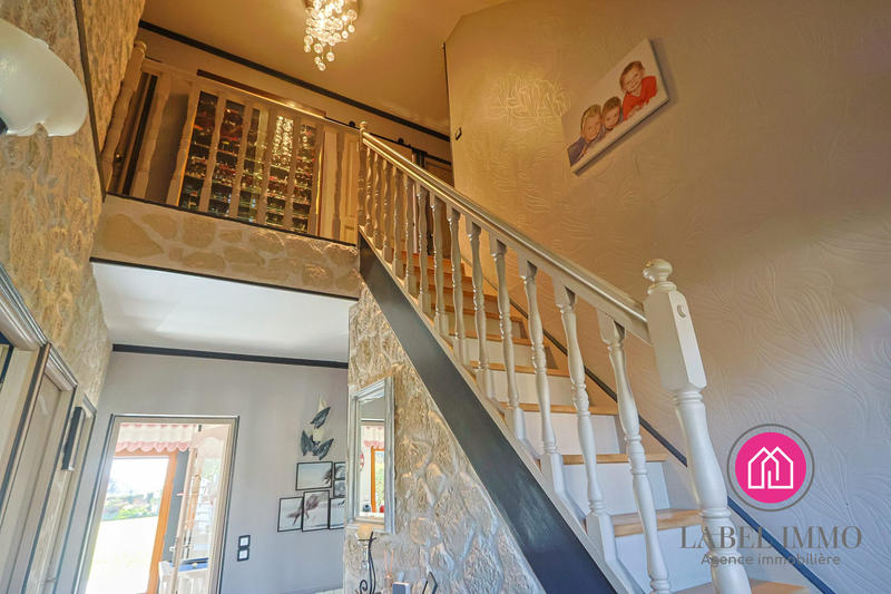 Maison - 140 m² - 6 pièces