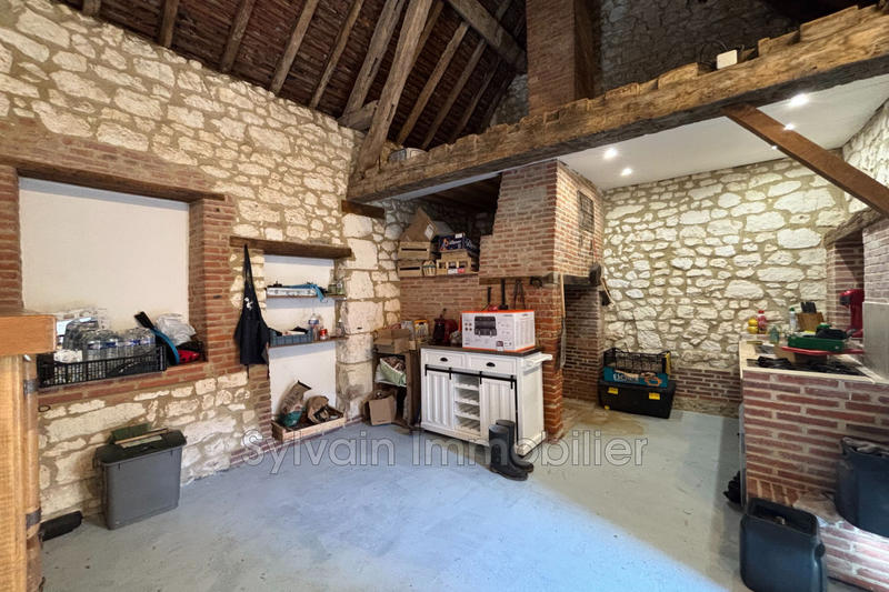 Maison - 203 m² - 6 pièces