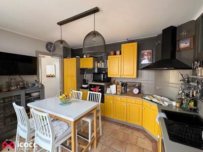 Maison de ville - 151 m² - 6 pièces