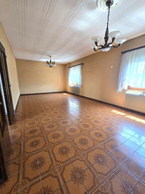 Maison - 163 m² - 7 pièces