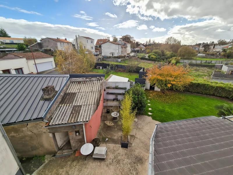 Maison - 185 m² - 6 pièces