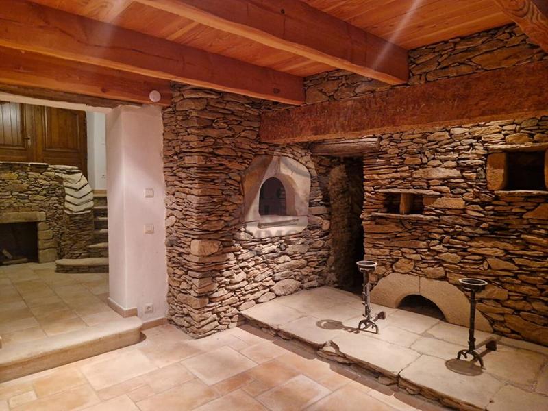 Maison provençale - 281 m² - 12 pièces