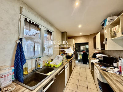 Maison traditionnelle - 160 m² - 9 pièces